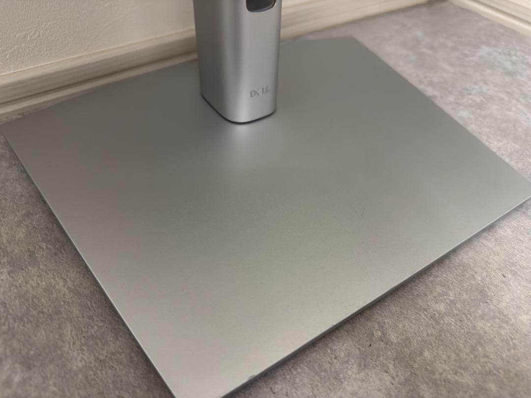 Dell ハイエンド 32 4K USB-C ハブ モニター - U3223QE