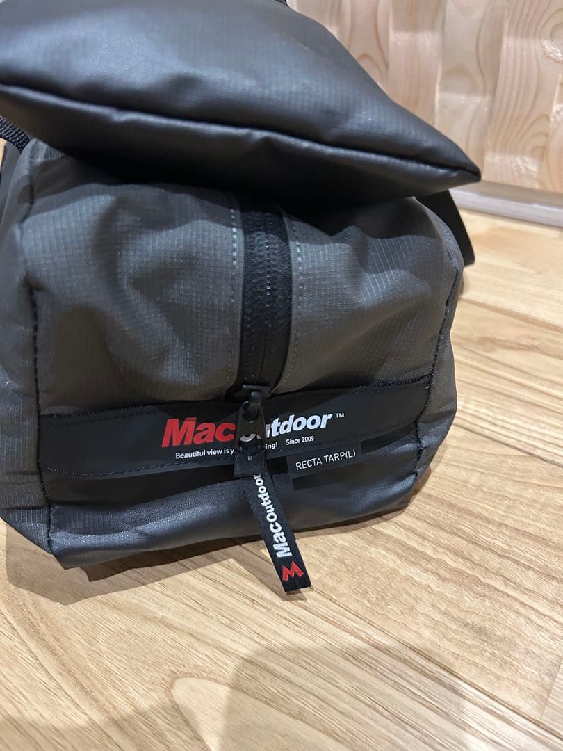 マックワン　レクタL チャコール