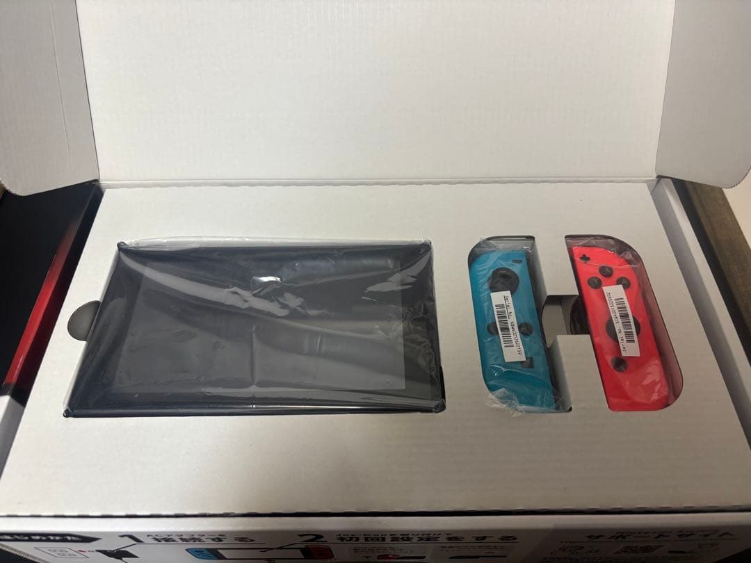 任天堂　Nintendo Switch 完品　美品