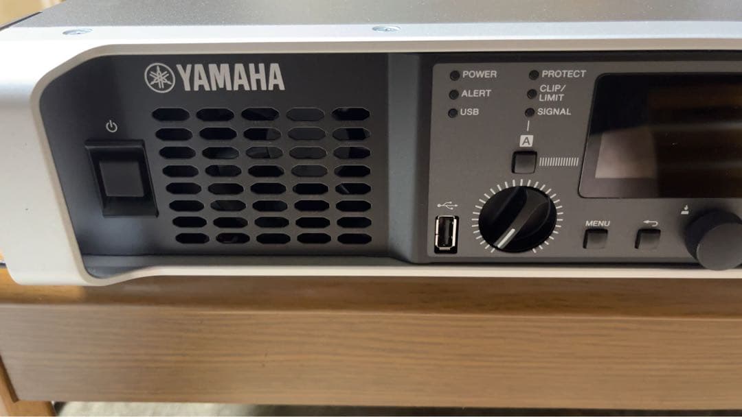 YAMAHA パワーアンプ PX10