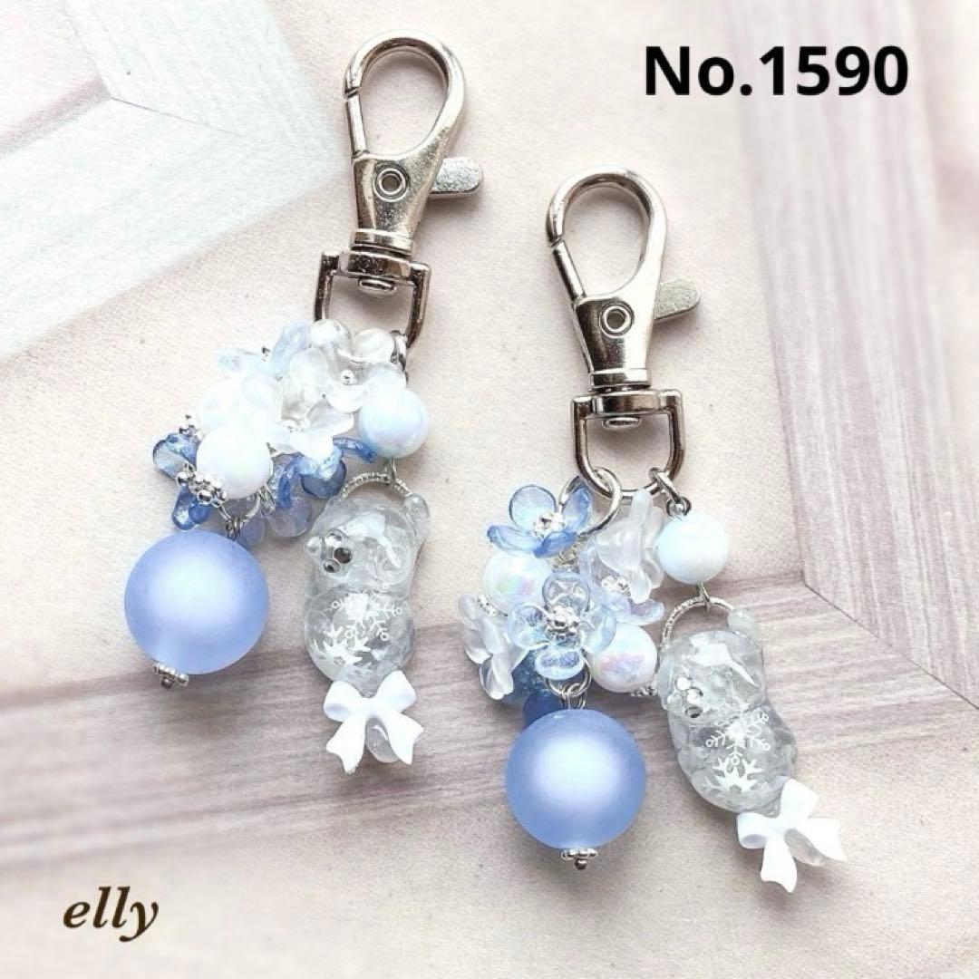 【sawasawa様】1569.天然石　琉球ガラス　雪の結晶　とびつき猫　レジン