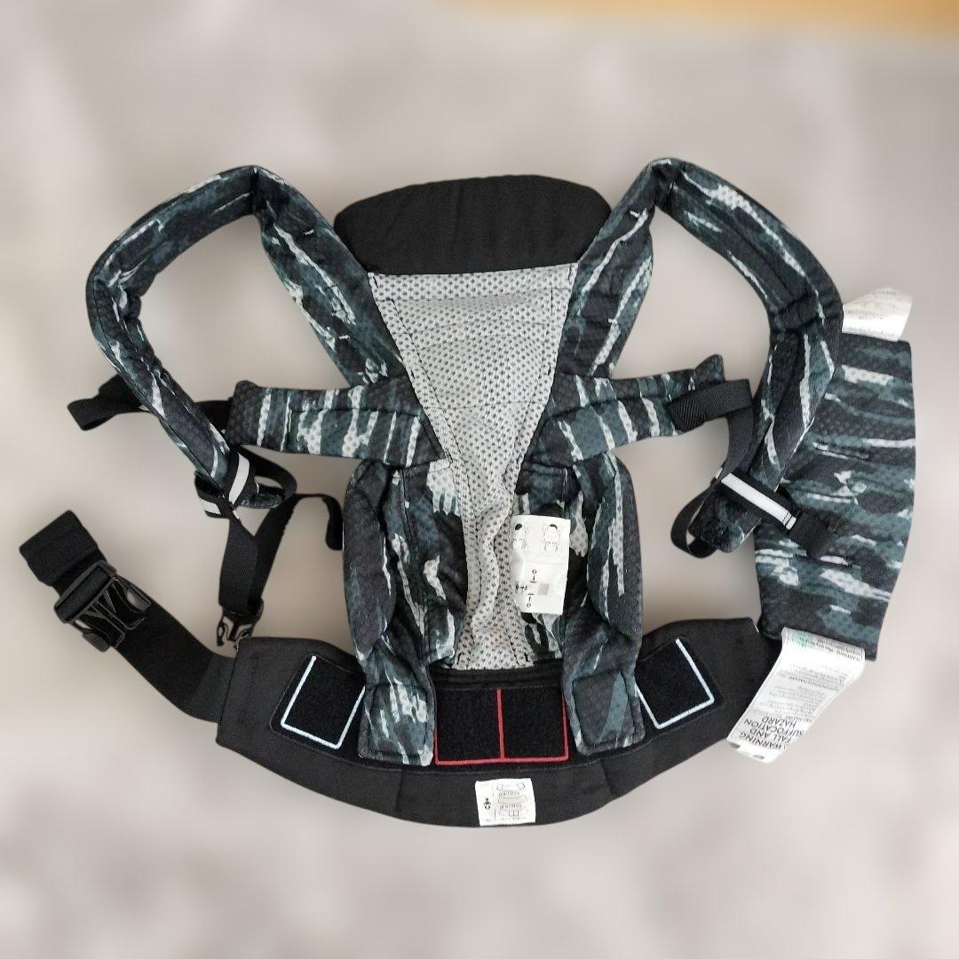 エルゴベビー　オムニブリーズ 抱っこ紐　ペイントブラック　よだれカバーおまけ付き