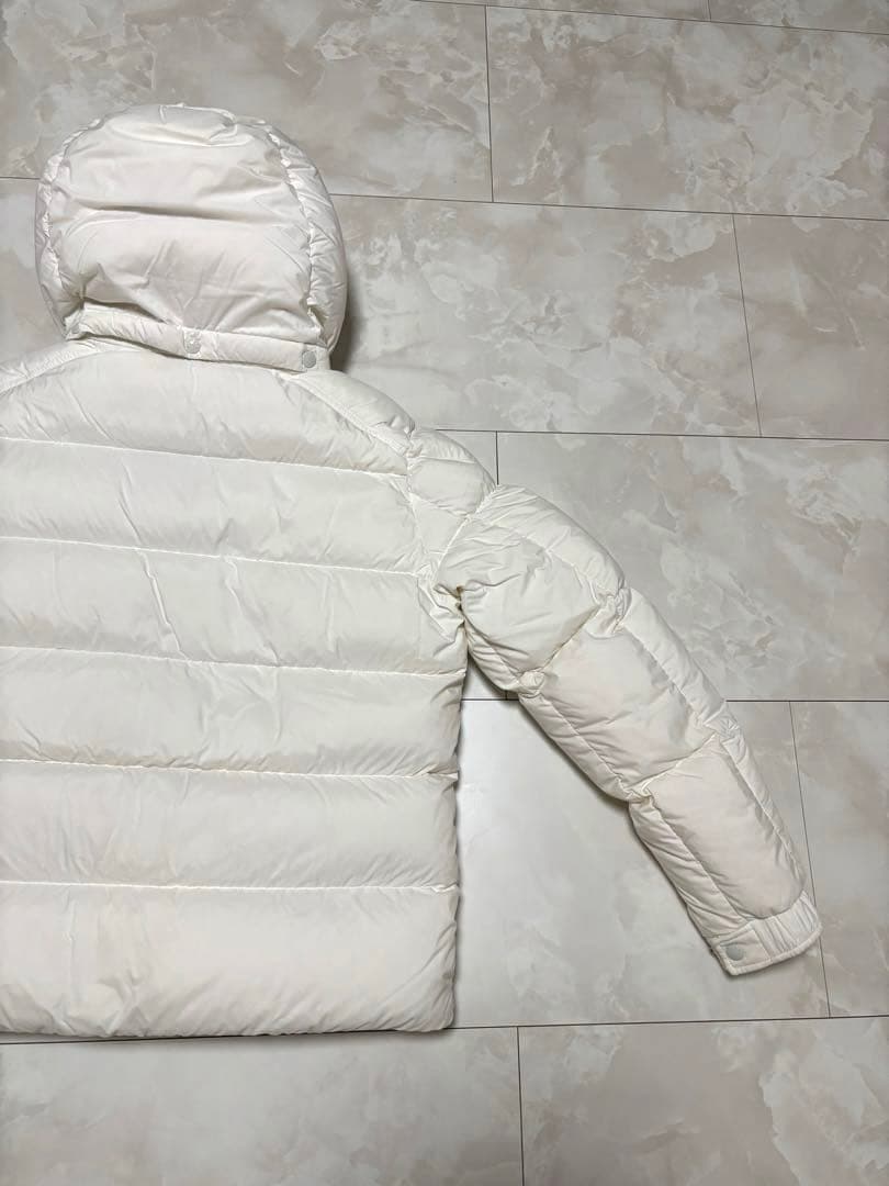 ジャケット・アウター MONCLER VEZERE
