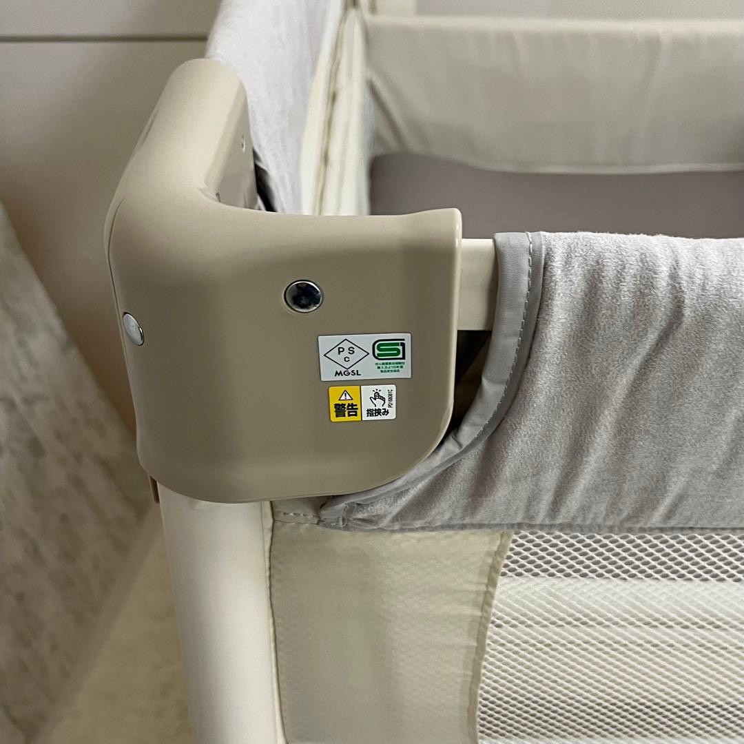 美品　ココネルエアープラス　ホワイトベージュ　9X196CXXJ アップリカ