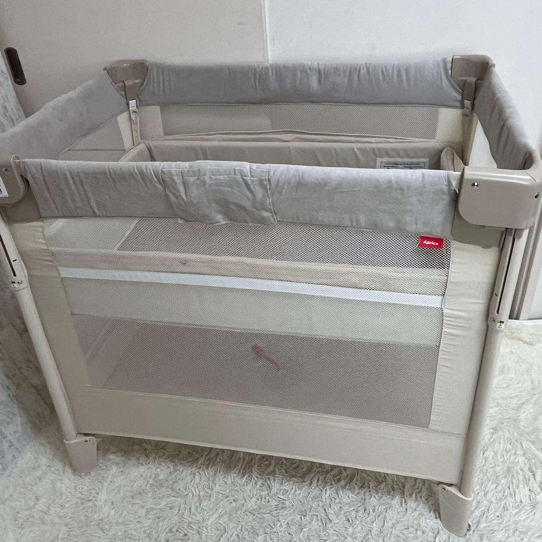 美品　ココネルエアープラス　ホワイトベージュ　9X196CXXJ アップリカ