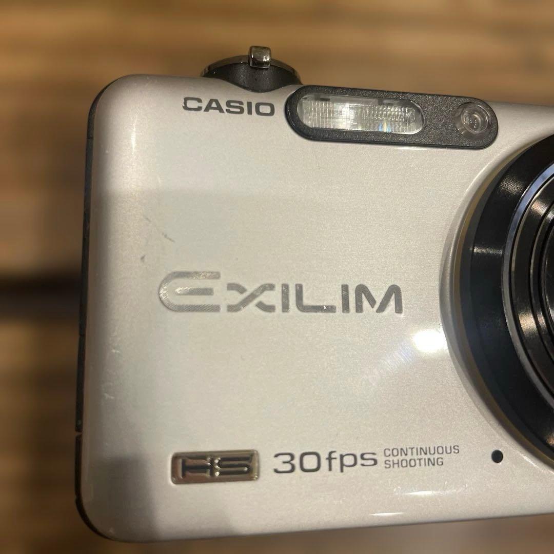 CASIO EXILM デジカメ
