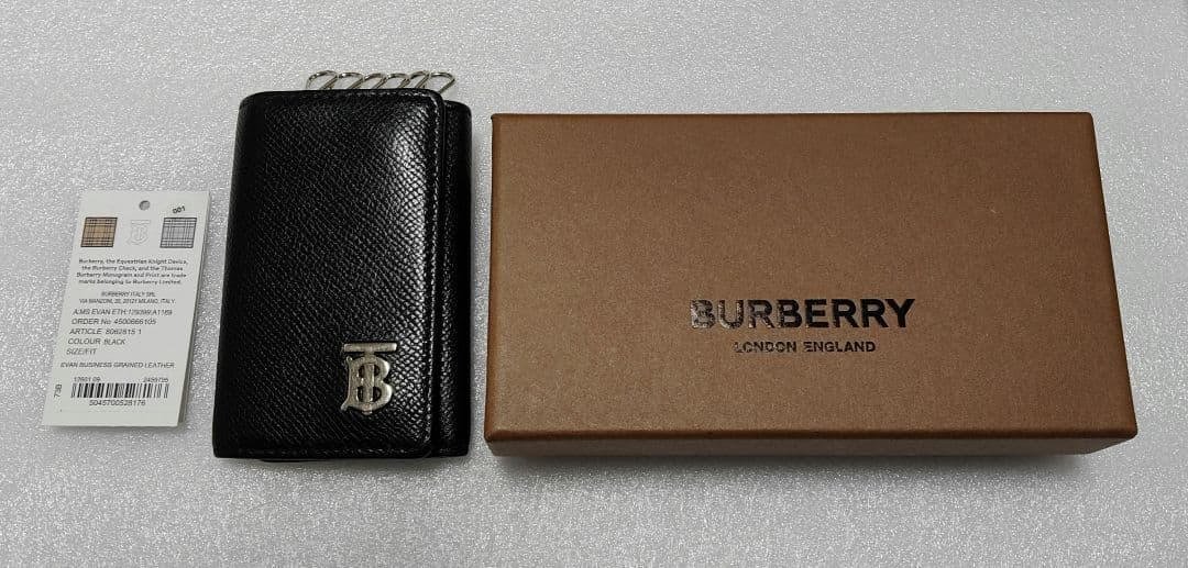 Kです様　バーバリー キーケース TBロゴ サフィアーノレザー 6連 ブラック