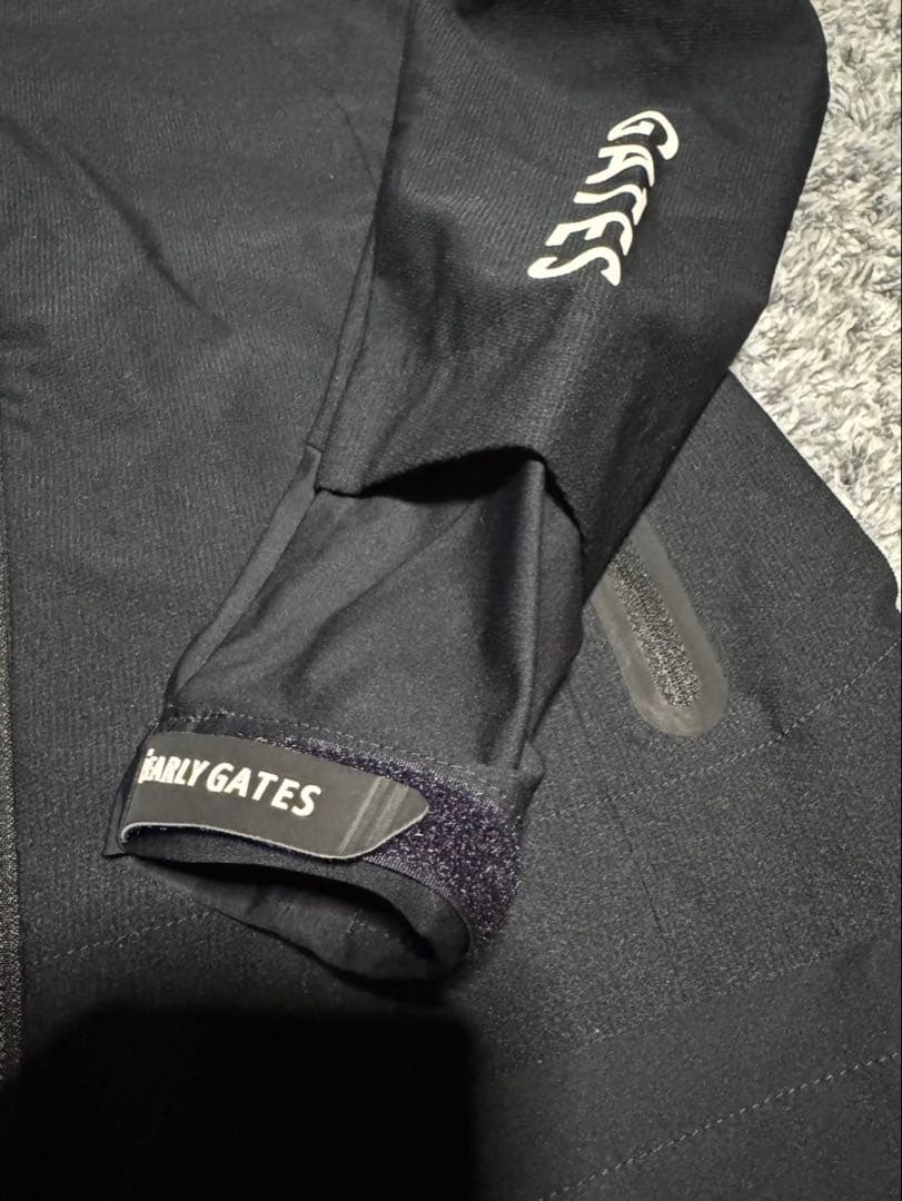 PEARLY GATES ブラックジャケット フード付き