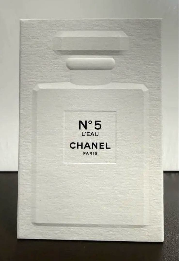 新品未使用CHANEL N°5 L'EAU 35ml スプレー