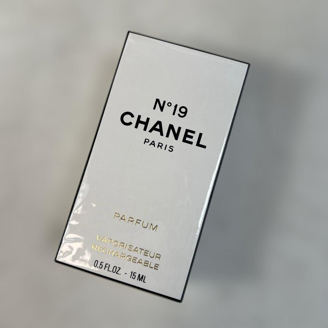 未使用 ＣＨＡＮＥＬ Ｎｏ１９ パルファム １５ ミニ シャネル ヴィンテージ