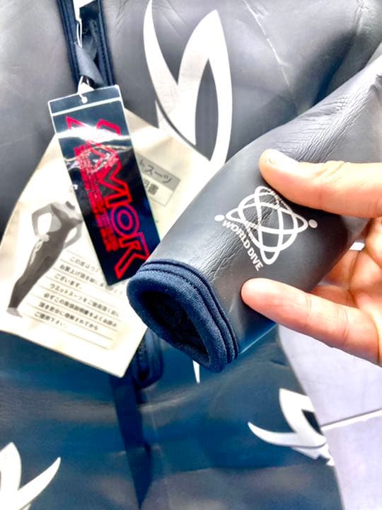 レディースXS キッズL 未使用保管品 SAVIOR ワールドダイブ フルスーツ