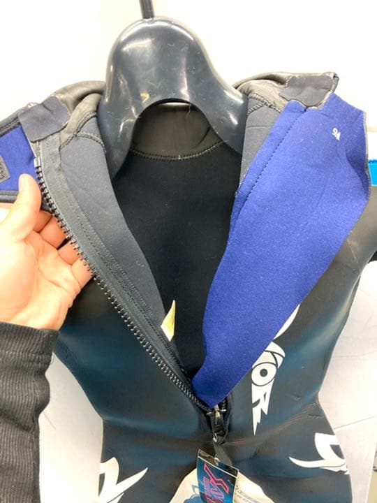 レディースXS キッズL 未使用保管品 SAVIOR ワールドダイブ フルスーツ