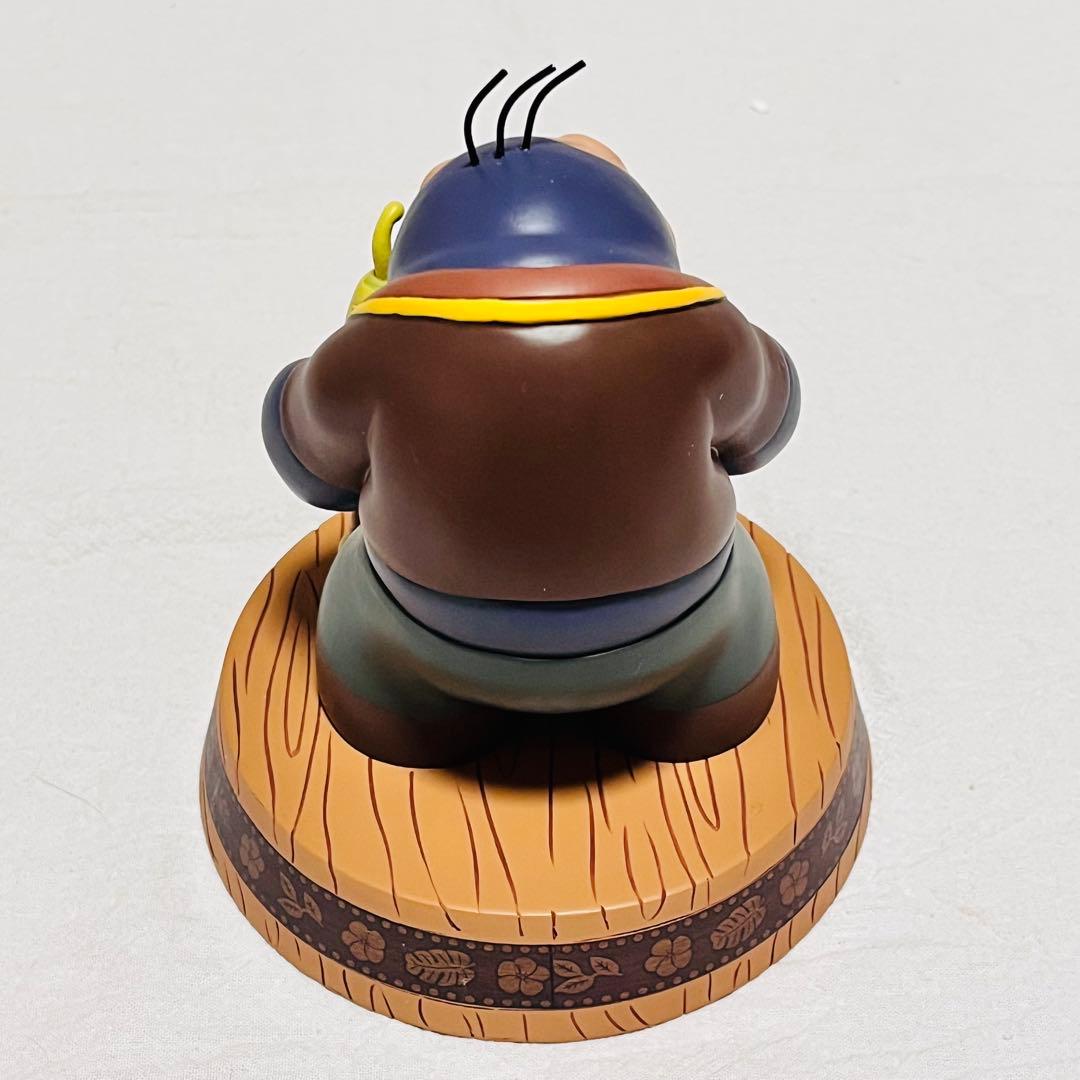 ディズニーストア　スティッチ　20周年　フィギュア　リロ　ナニ　ジャンバ