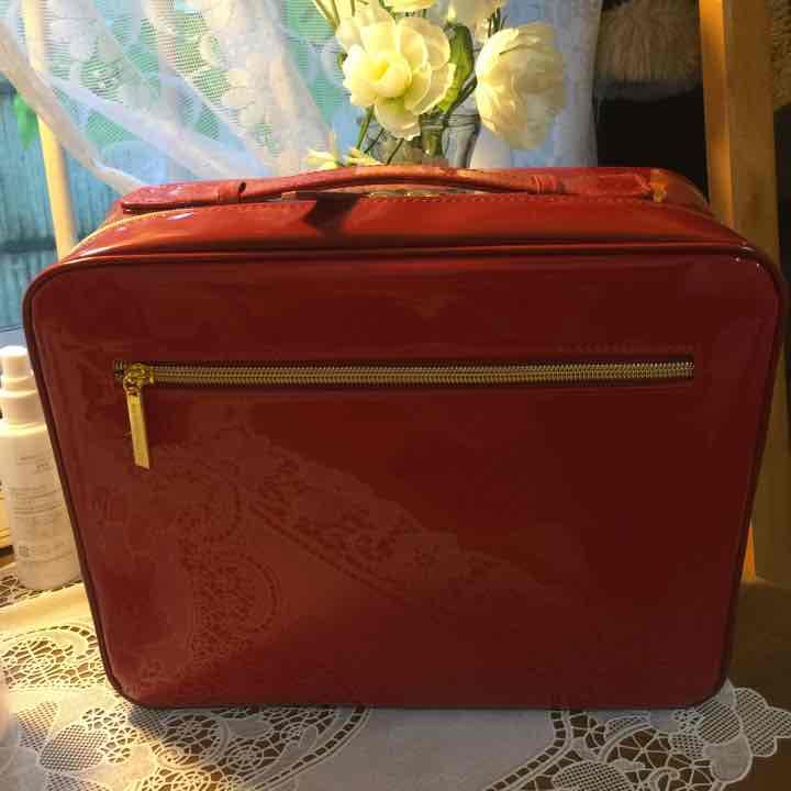 再出品送料込みエスティローダー(ESTEE LAUDER)化粧品セット