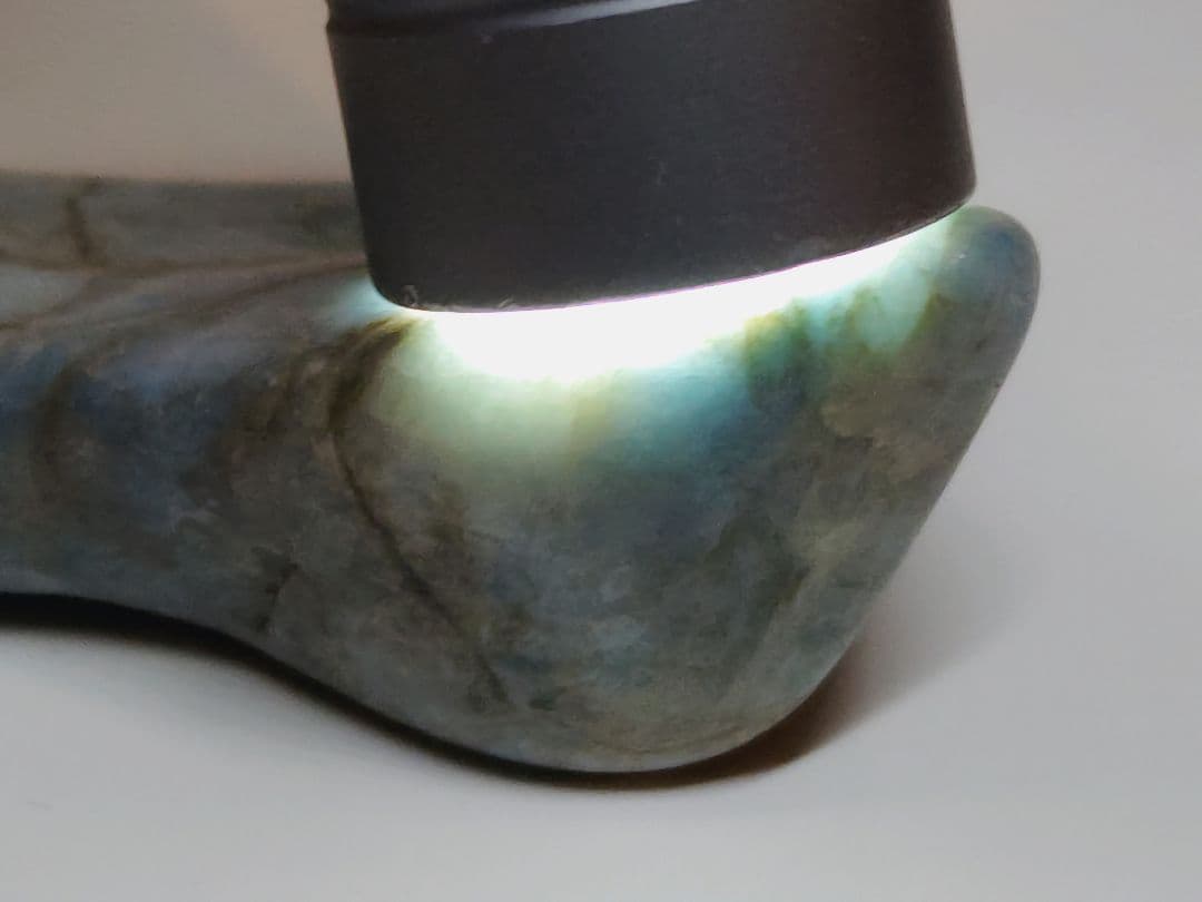 コン沢 41g 翡翠 ヒスイ 原石 鑑賞石 自然石 誕生石 鉱物 鉱石 水石