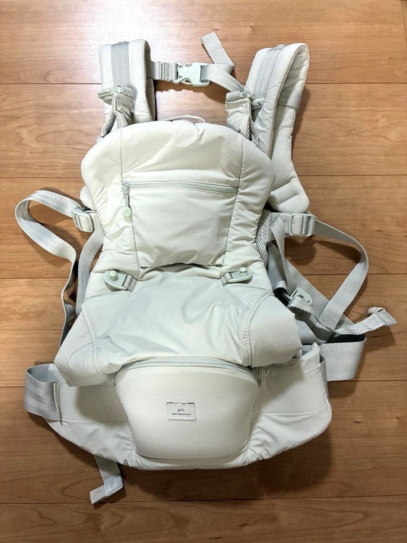 ピトレクス　ユナイテッドアロウズ　グリーンレーベル　抱っこ紐 ベージュ