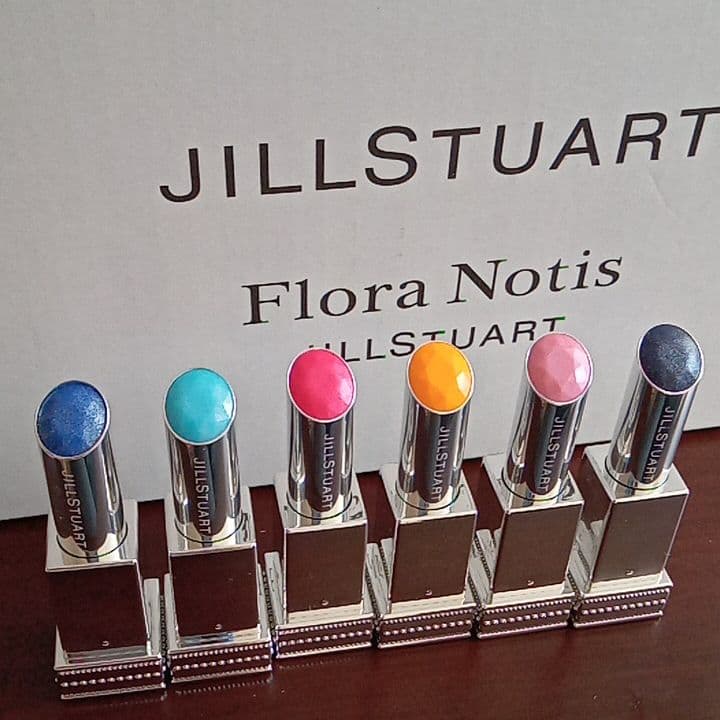 ジルスチュアート ラッキージェム マイリップス