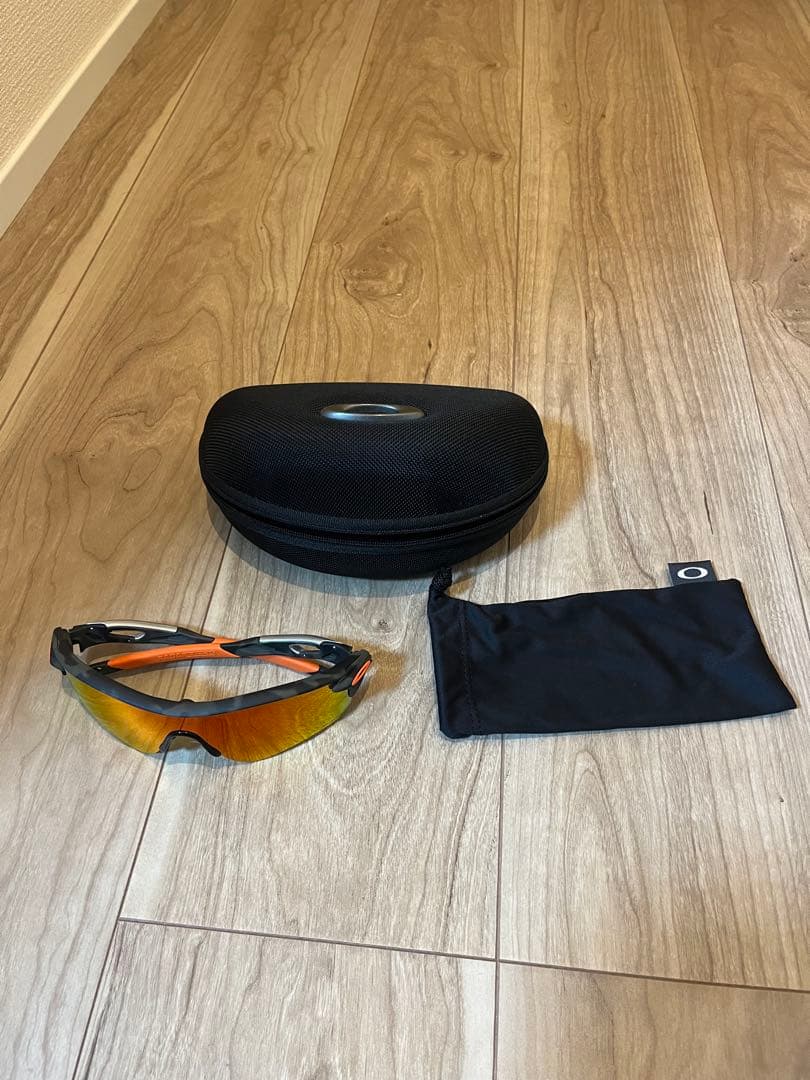 1/25最終値下　Oakley スポーツサングラス ケース付き　オーダー