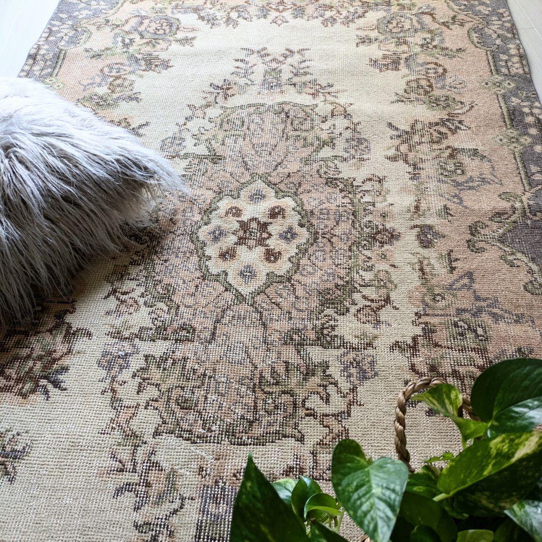 108×210 メダリオン　やわらかピンク×ベージュ　トルコヴィンテージラグ