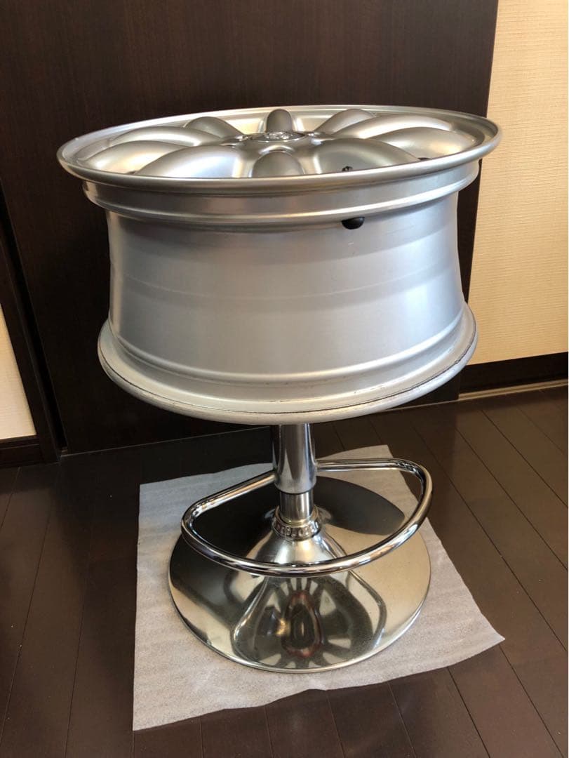 ジャガーテーブル！こんなの見たことない！！