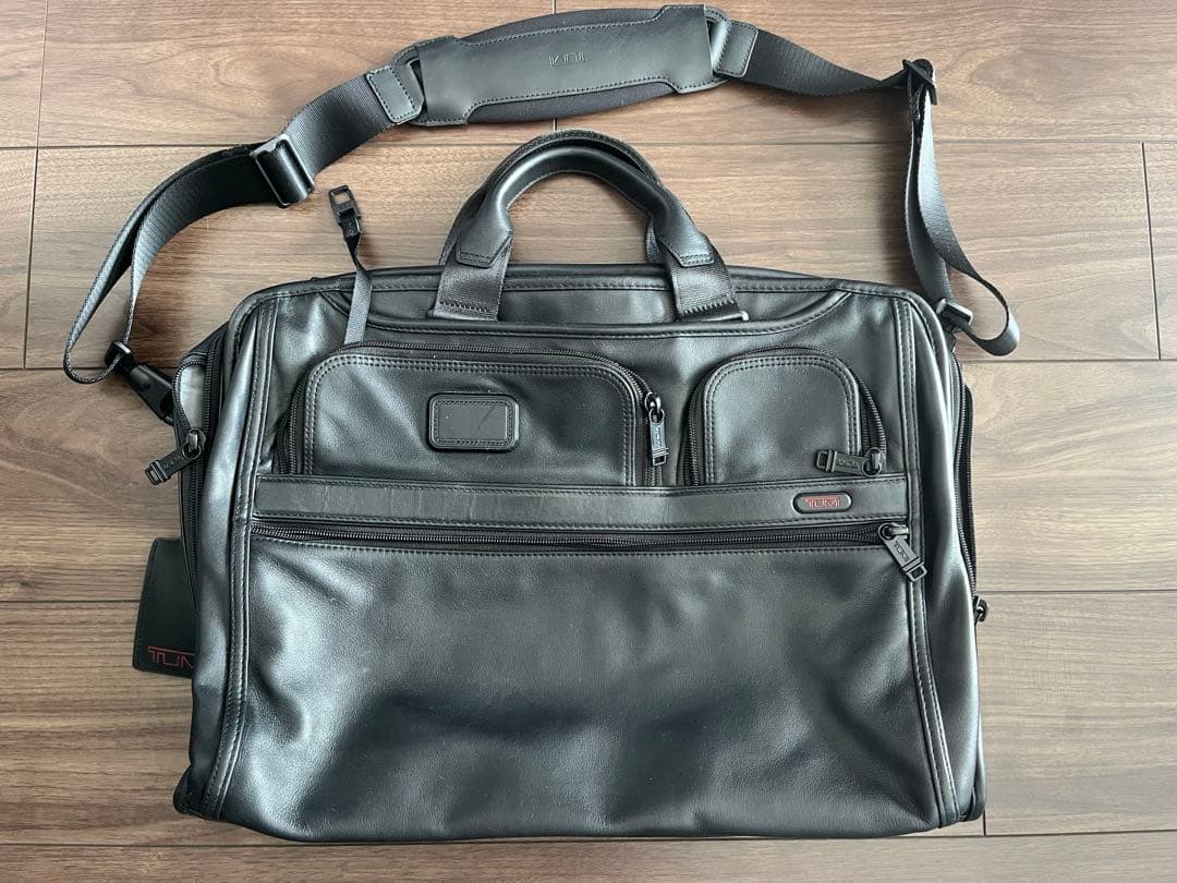 TUMI ALPHA2 ナパレザー ブリーフケース