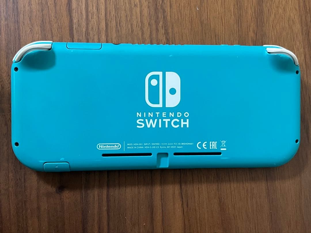 Switch Lite ［ジャンク品］画面に横線・画質不良　動作充電可