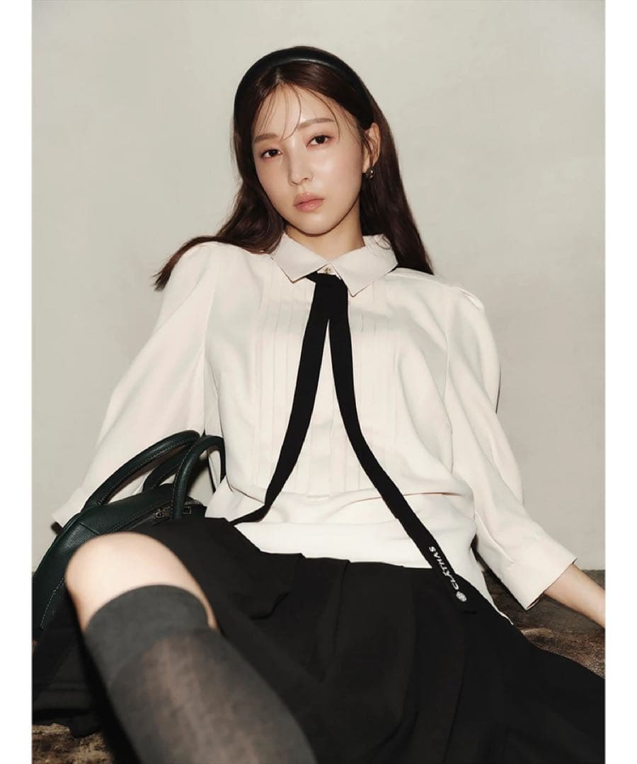 アプワイザーリッシェ　クレイサスコラボ　ボウタイプリーツミニワンピース