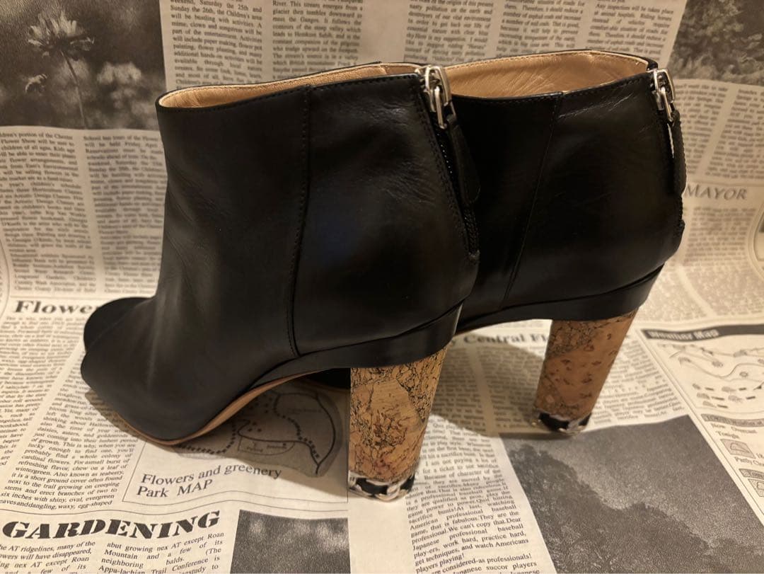 CHANEL ココマークチェーン ショートブーツ オープントゥ ブーティ レザー