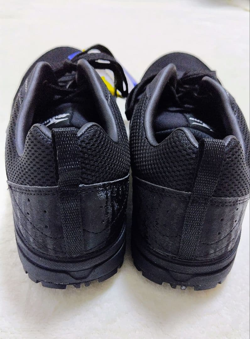 上下左右様 ミズノ安全靴　オールマイティ VS 27.0㎝