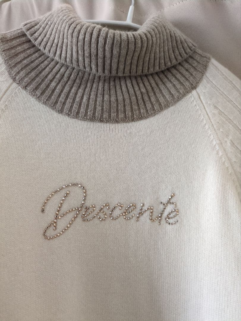 DESCENTE GOLFLuxeスワロフスキーセットアップデサントゴルフニット