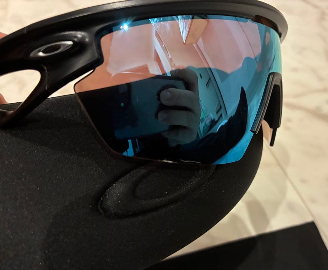 OAKLEY SPHAERA PRIZMレンズ ブルー　マットブラック フレーム