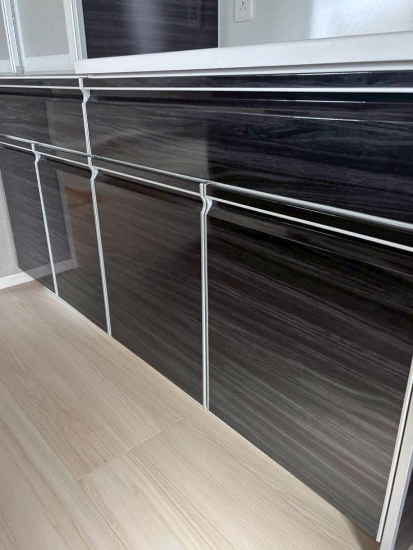 タカラスタンダード / W1650×H2295 / カップボード / ホーロー扉