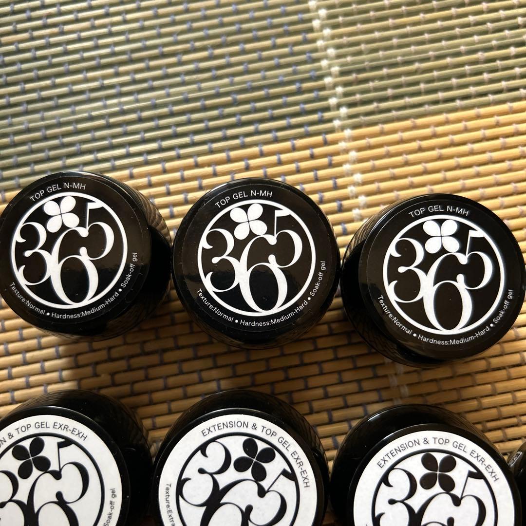 Emily様ストーリージェル365 ベースジェル R-M 新品未使用品 15g等