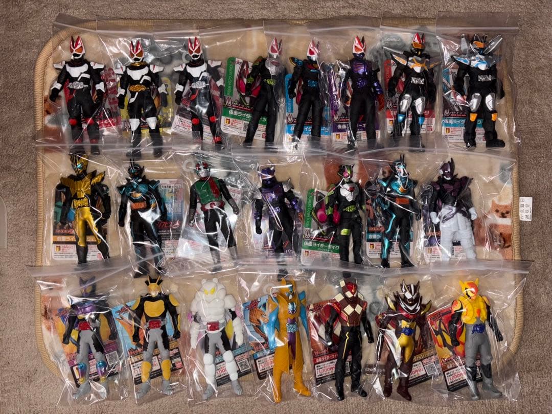 ⭐︎最終値下げ⭐︎ ライダーヒーローシリーズ　仮面ライダー　ソフビ　限定　63体