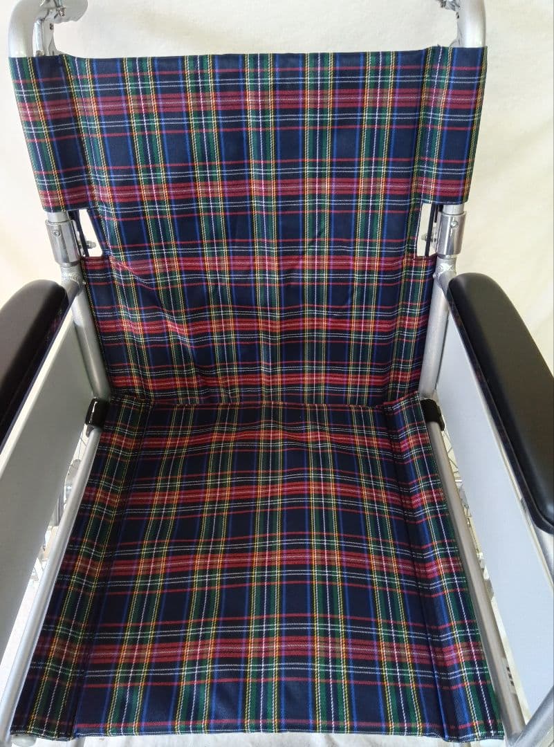 幸和製作所TacaoF　B-40 介助式車椅子　背折れタイプ　アルミ製介護車