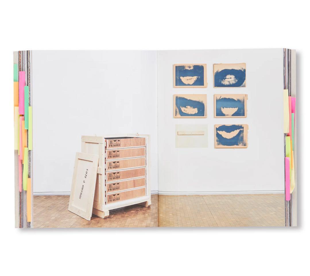 MARTIN MARGIELA 展覧会図録