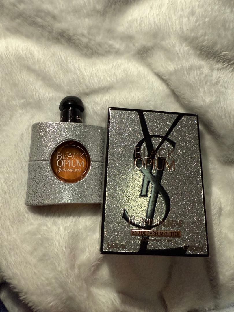 オーデパルファムグリッター 50mL 箱付き