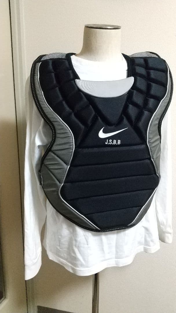 ナイキ 、軟式庭球キヤッチヤー用防具 J.S.B.B公認用具専 (専用品)