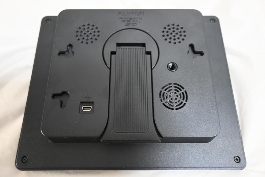 FINEPIX REAL 3D V3 デジタルフォトフレーム FUJIFILM