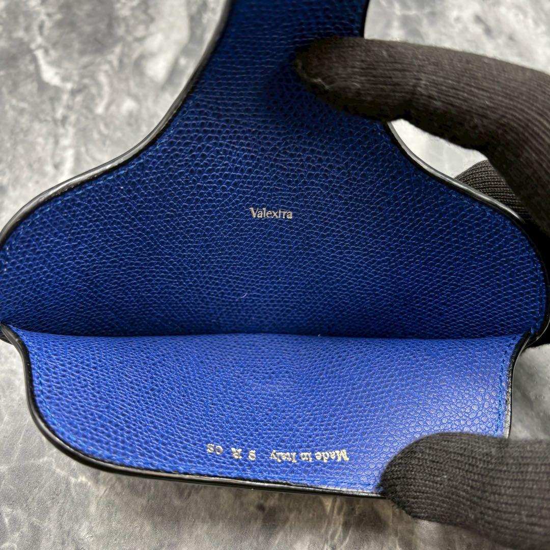 極美品✨ヴァレクストラ　メガネケース