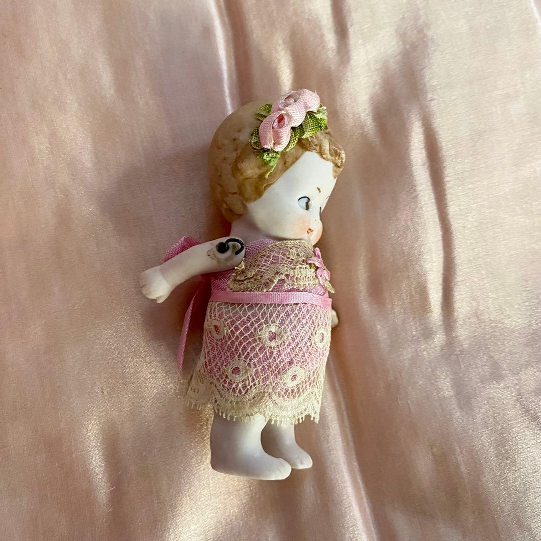 ヘルトヴィッヒ　どんぐりお目目の女の子　ビスクドール