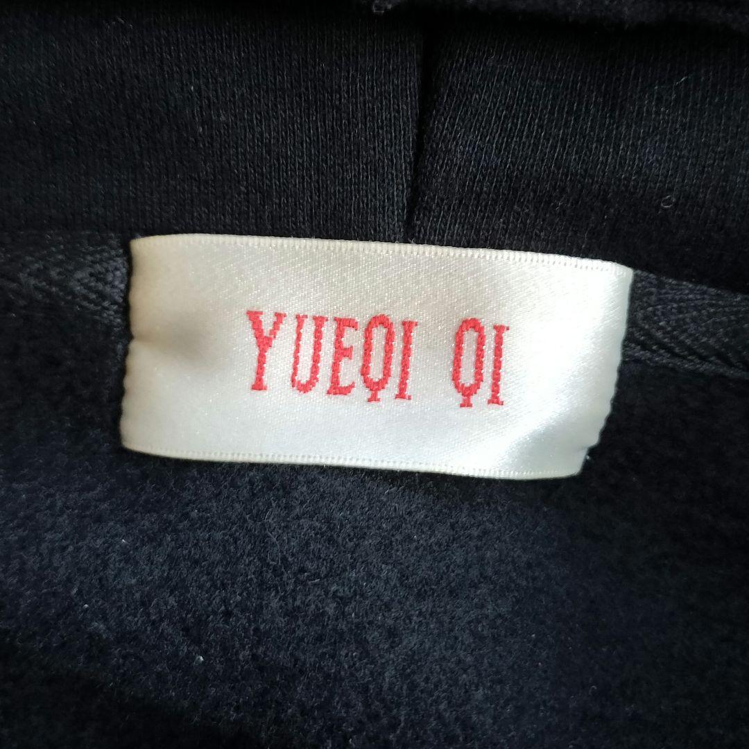 【完売品】ユェチ・チ Yueqi Qi ハートカットアウトフーディ パーカー