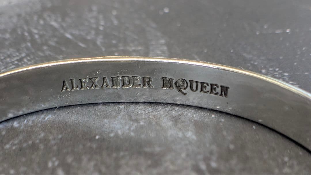 ②【Maid in italy】アレキサンダーマックイーン シルバー バングル