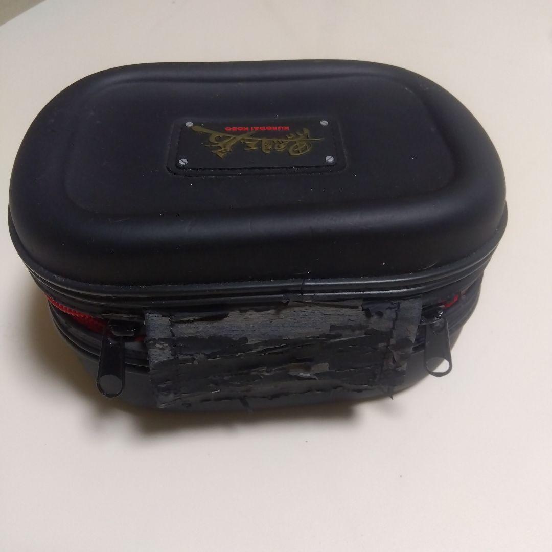 黒鯛工房・アスリートレーサー65HGーGB（左）