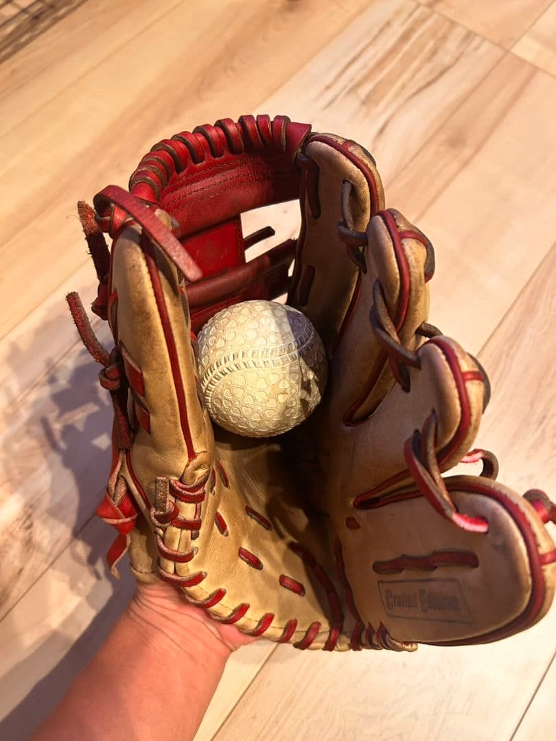 ミズノプロ　軟式　内野手　サイズ9 ベージュ/赤