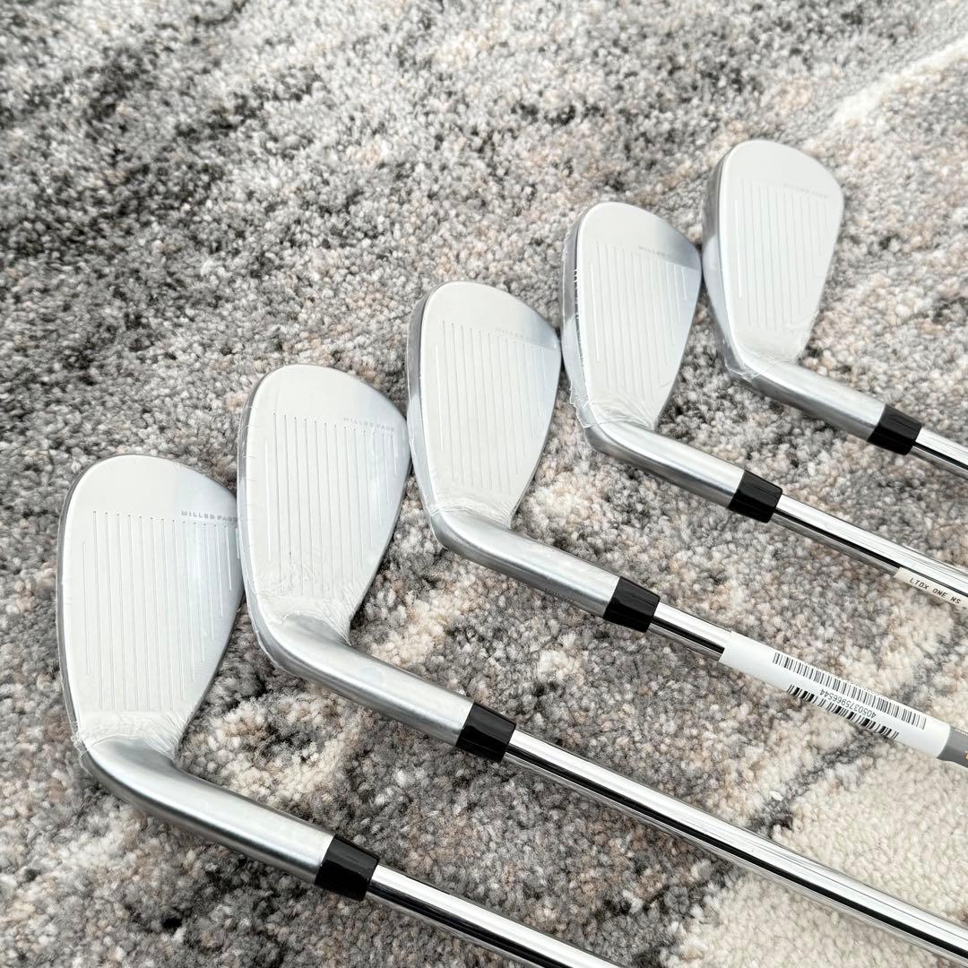 ☆新品未使用☆Cobra LTDx ONE LENGTHアイアンセット5本