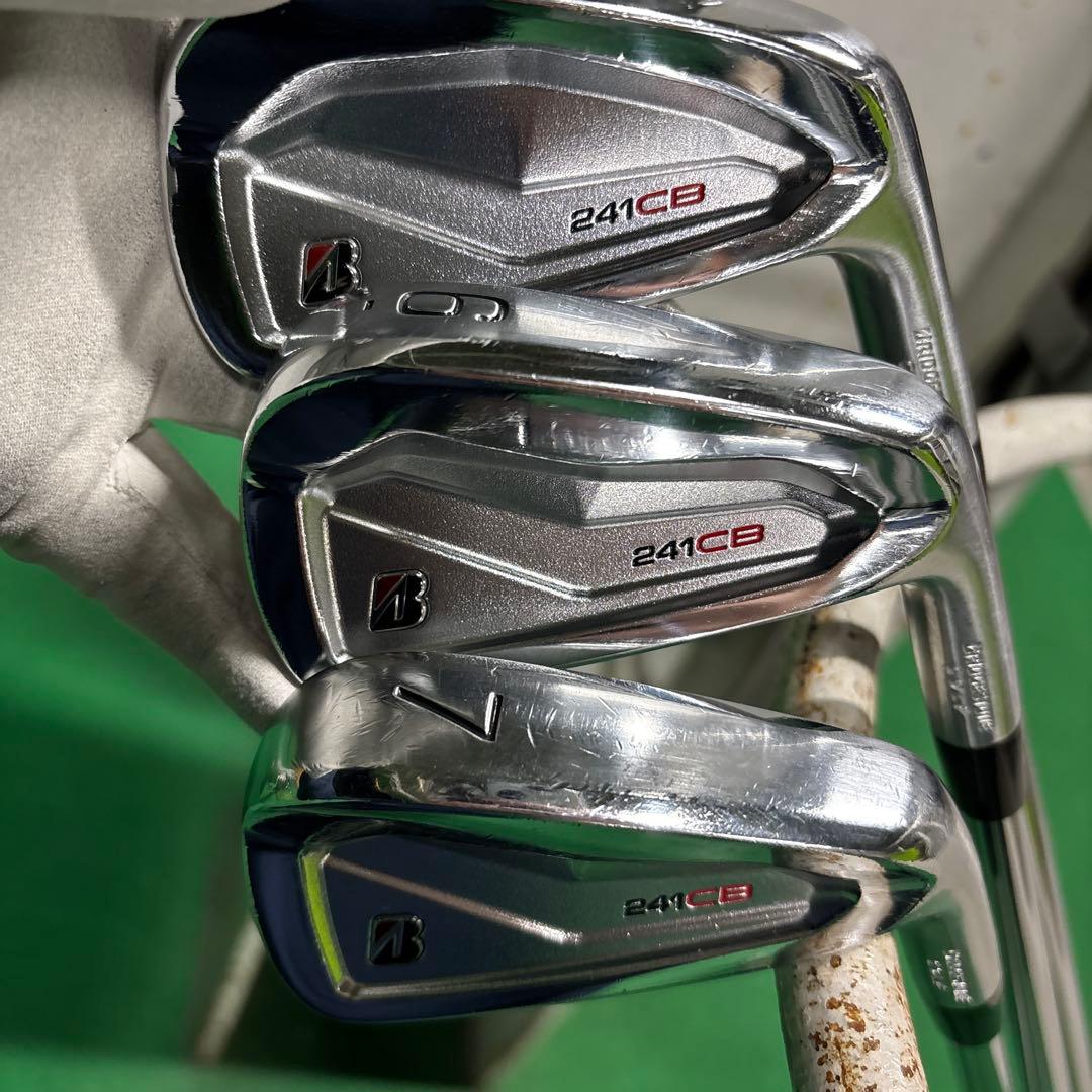 ブリヂストン　241CBアイアンセット　4-P 7本セット　DG120 X100
