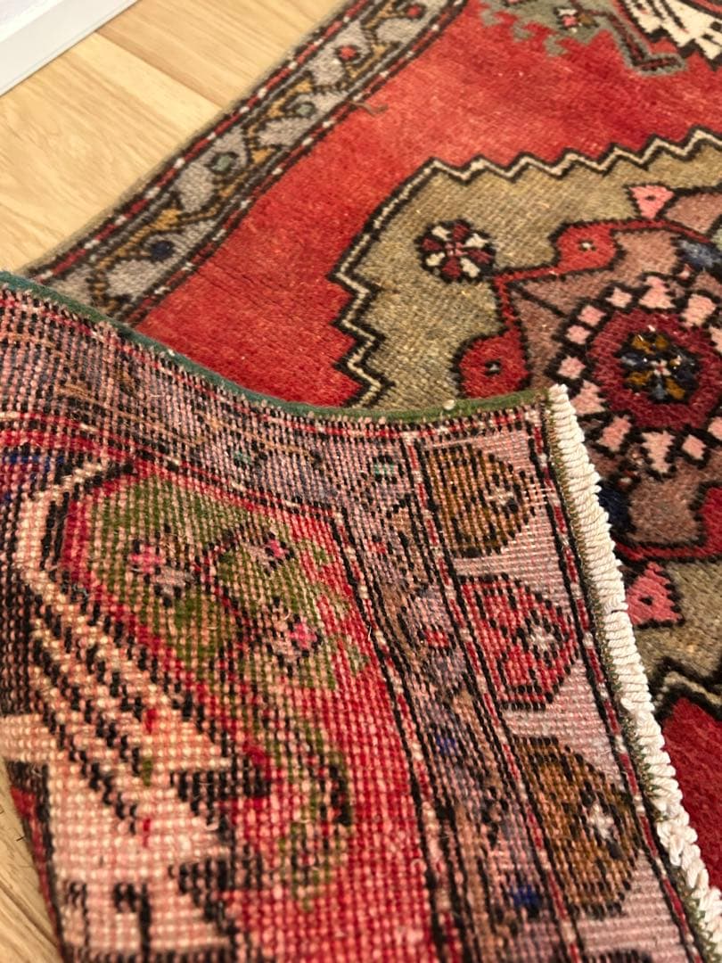 トライバルラグ・トルコヴィンテージラグ・ウール約51×99cm