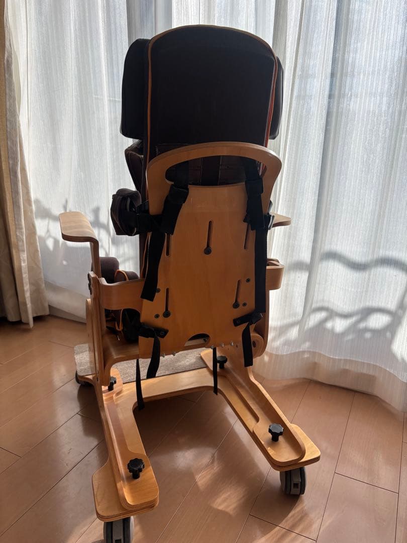 座位保持椅子　Jフィット