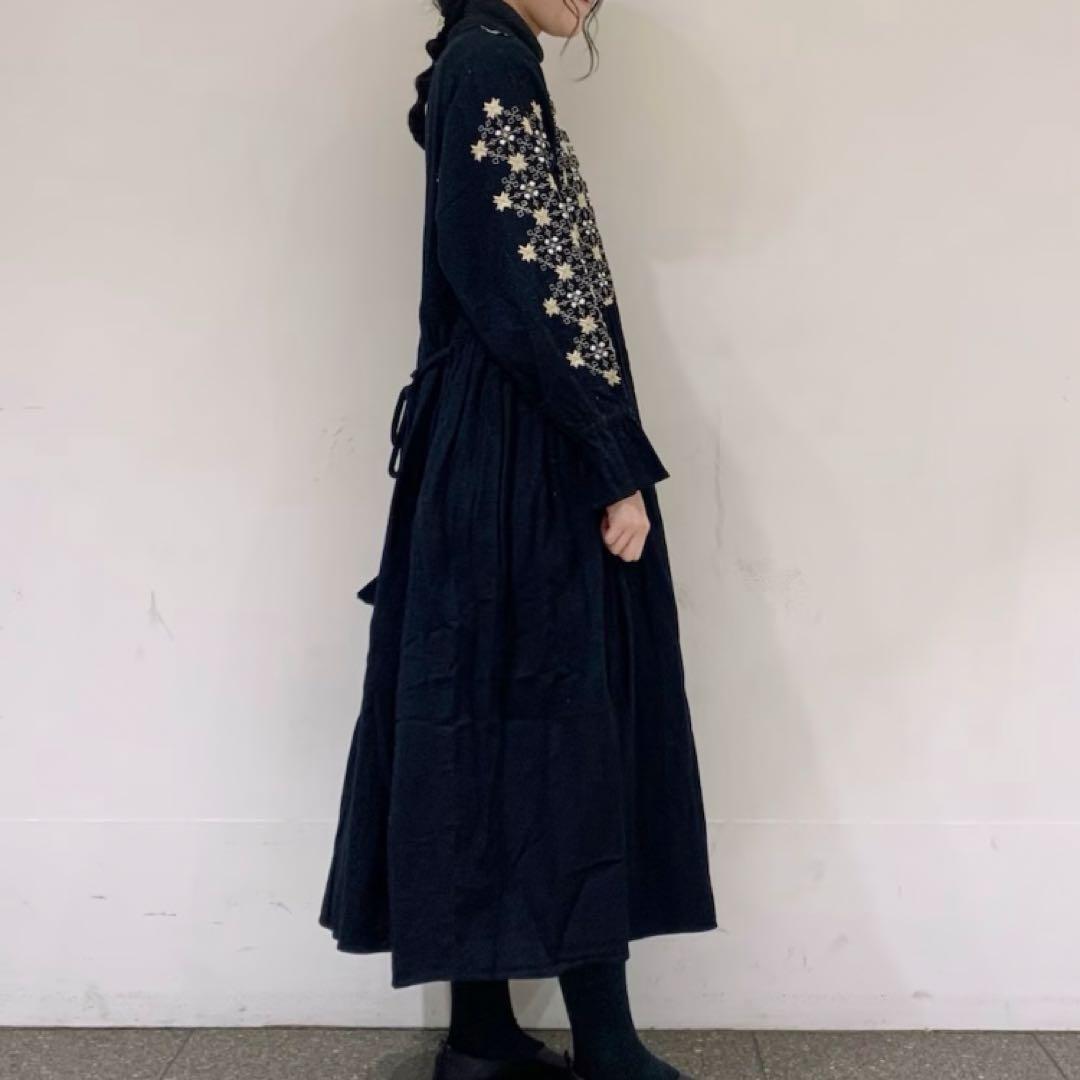 新品タグ付き✨ツハルバイサマンサモスモス 刺繍タックワンピース インド綿 長袖